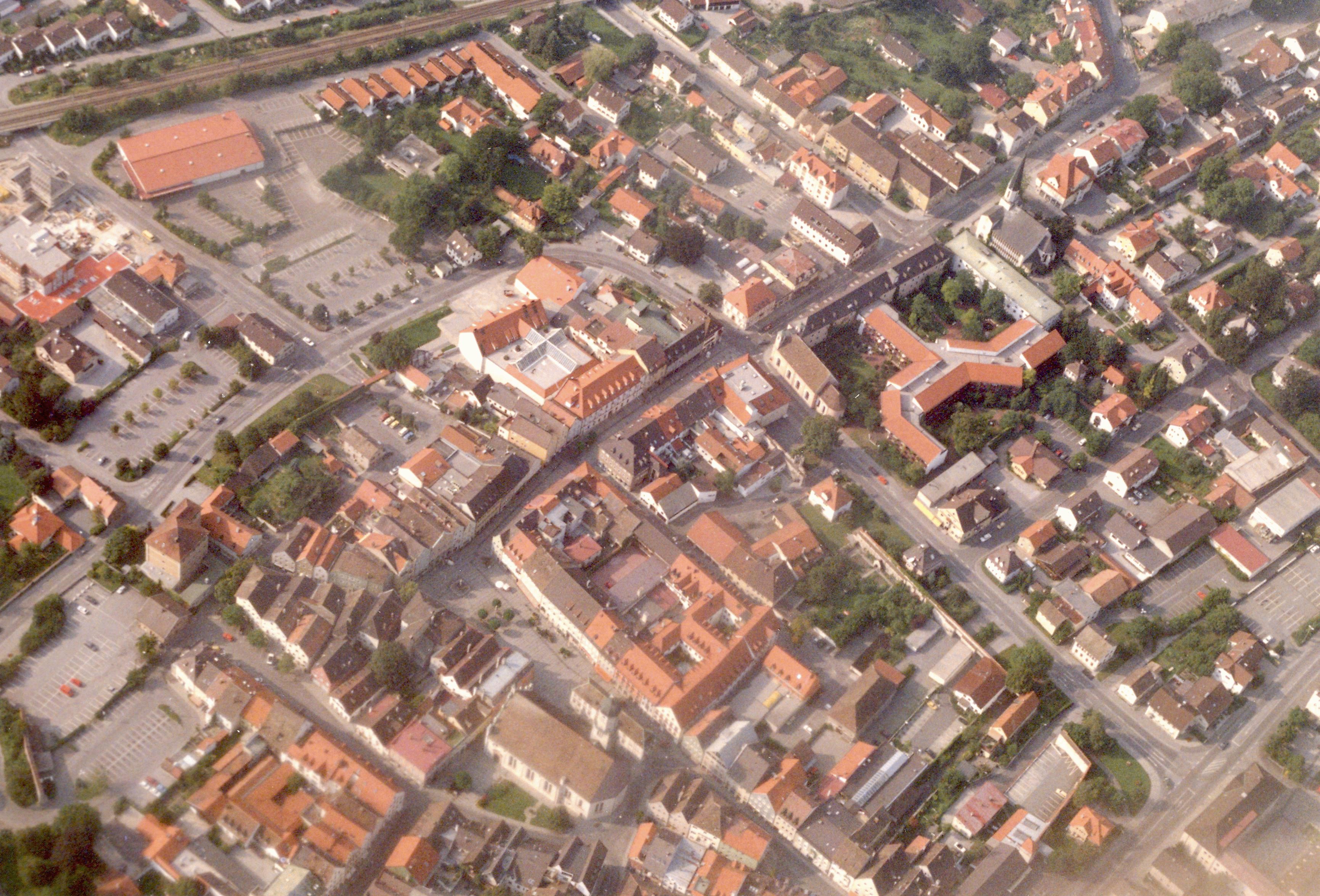 Übersichtsaufnahme von Weilheim; click to zoom